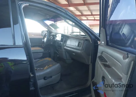 2004 Dodge Ram 1500 Slt/Laramie z USA, uszkodzony, nr VIN 1D7HA18DX4S626569